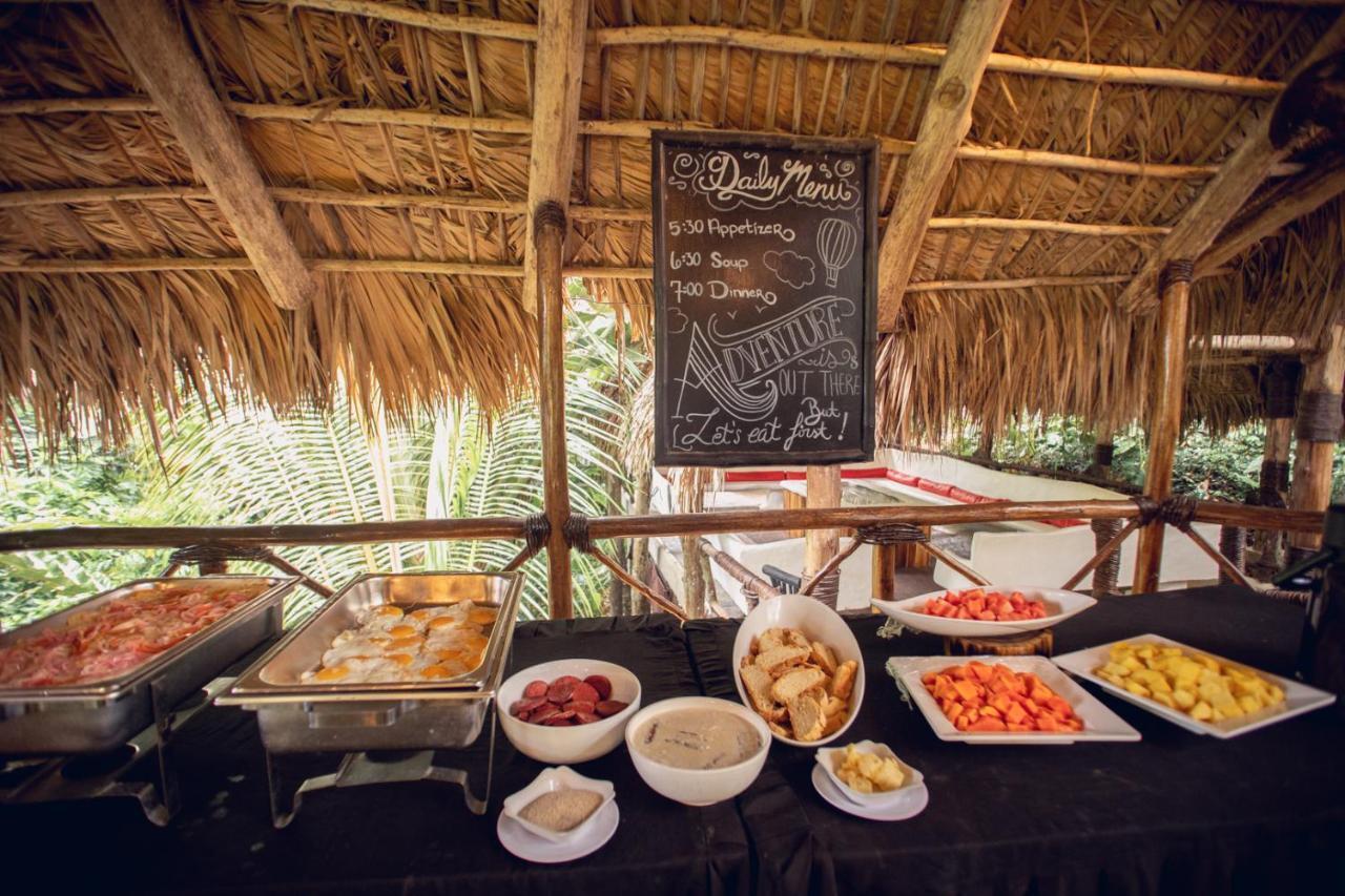 Dominican Tree House Village El Valle Exterior photo